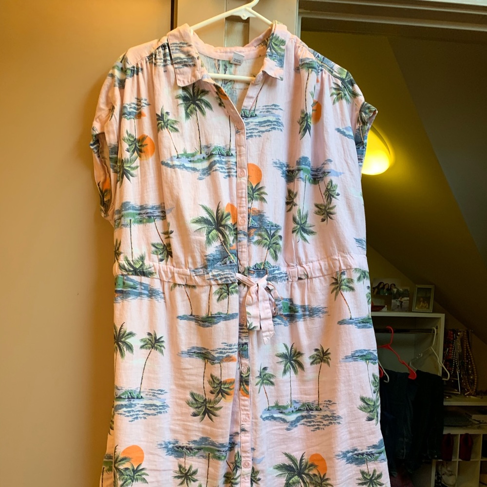 Knee length Hawaii print dress
